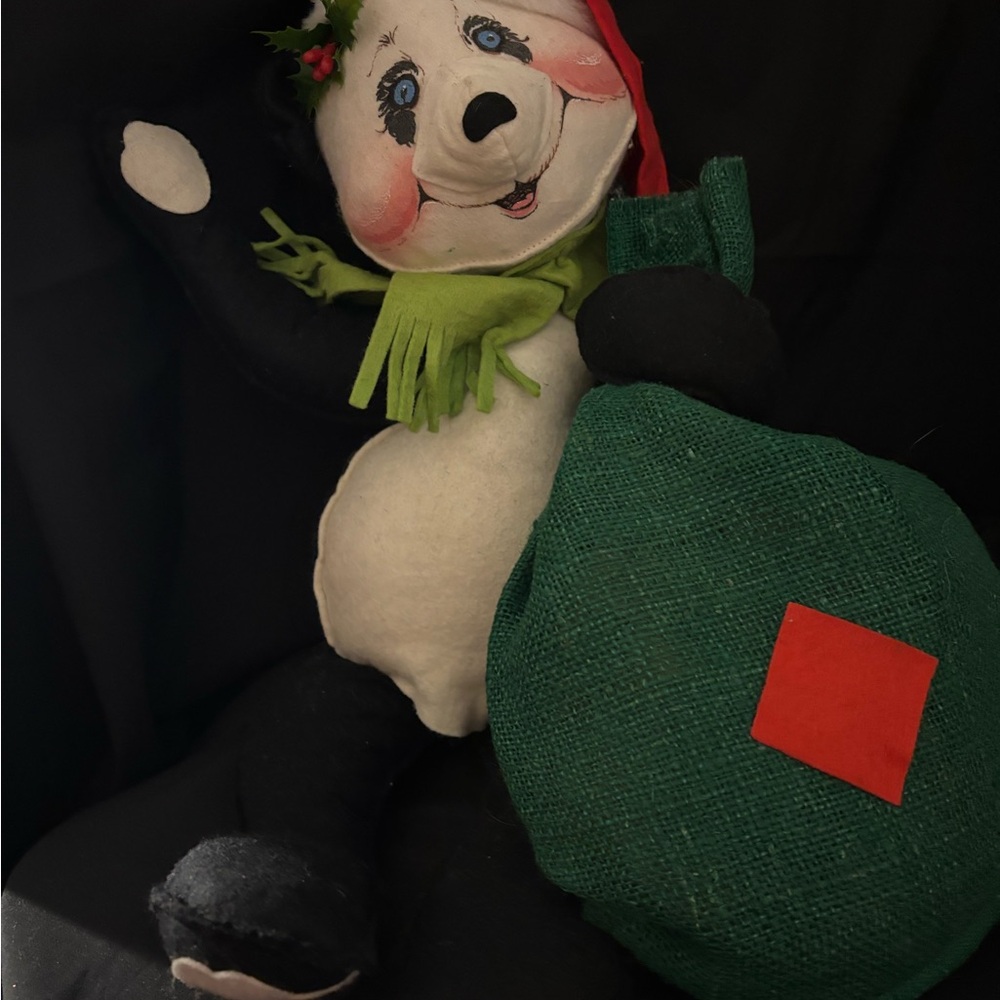 Annalee 19 inch Christmas Panda with Green Scarf and  Toy Bag